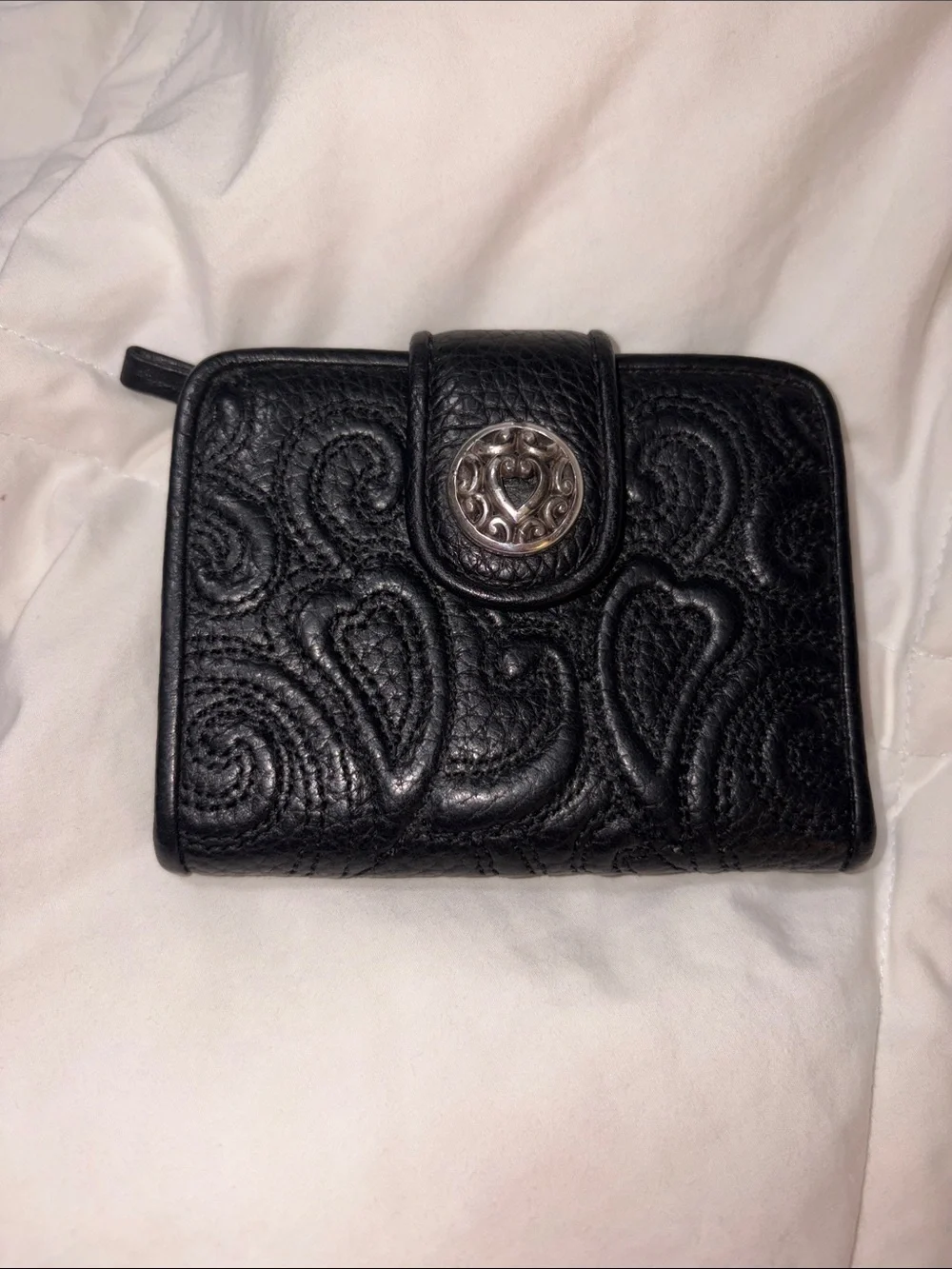RARE HTF Vintage Brighton Black Leather hearts Embossed Bifold Wallet